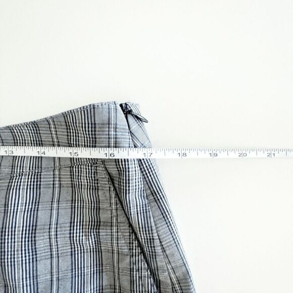 Cutter & Buck Women Mini Golf Skirt Plaid Gray Size 10 Built In Shorts - Picture 6 of 7
